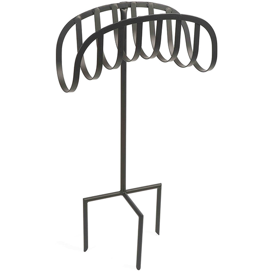 #647 Manger Hose Stand