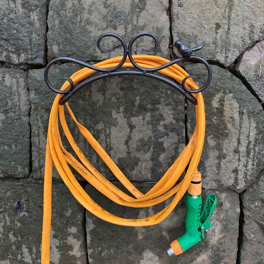 Water Pipe Storage Rack Garden Hose Holder Hanger Heavy Duty Metal Water Hose Storage Stand Rack for Yard Lawn